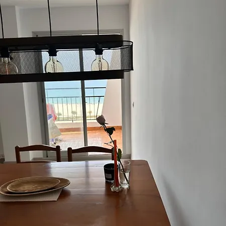 Apartment Sobre La Playa *